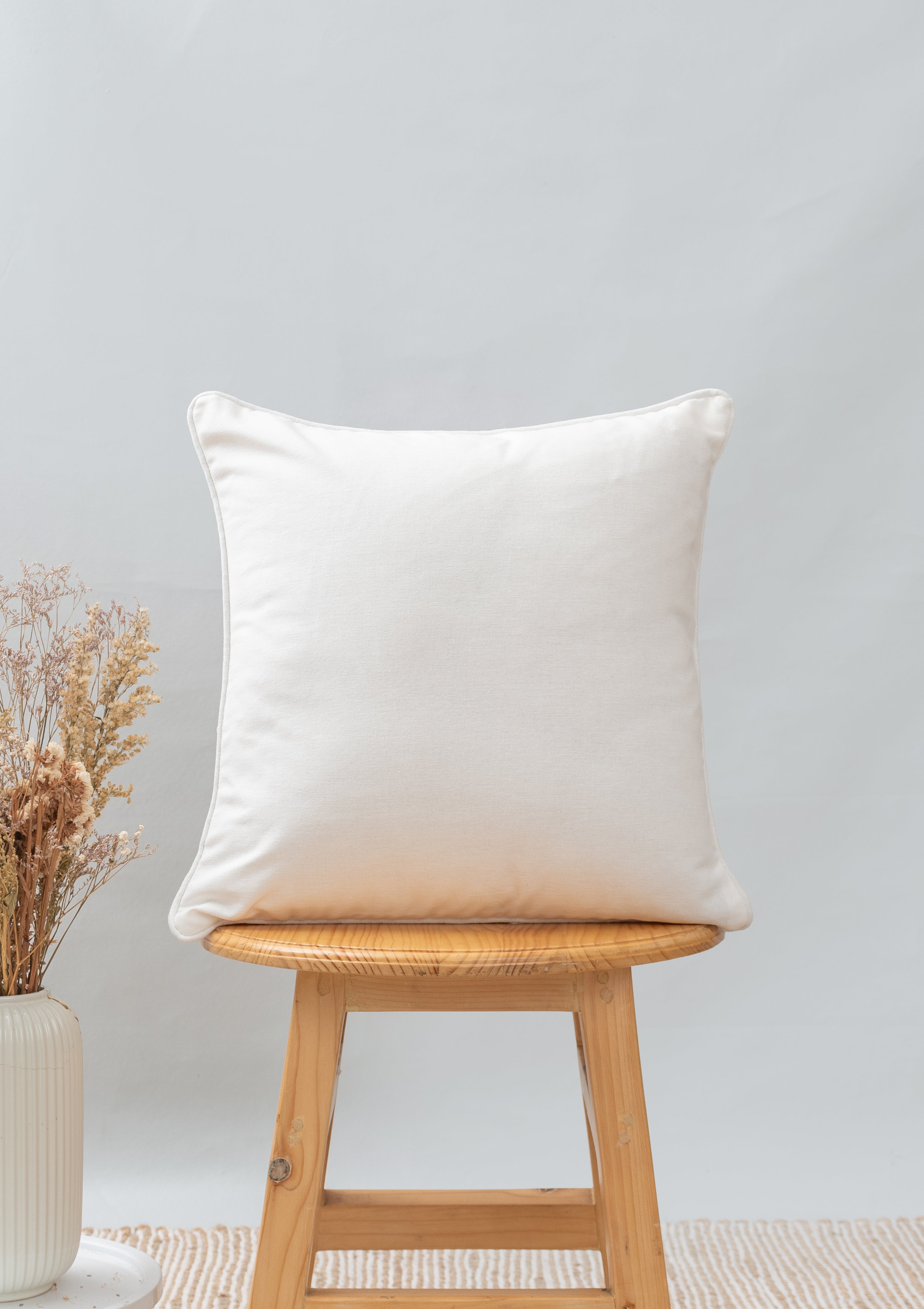 Solid 100% cotton customisable cushion cover for sofa - Warm white