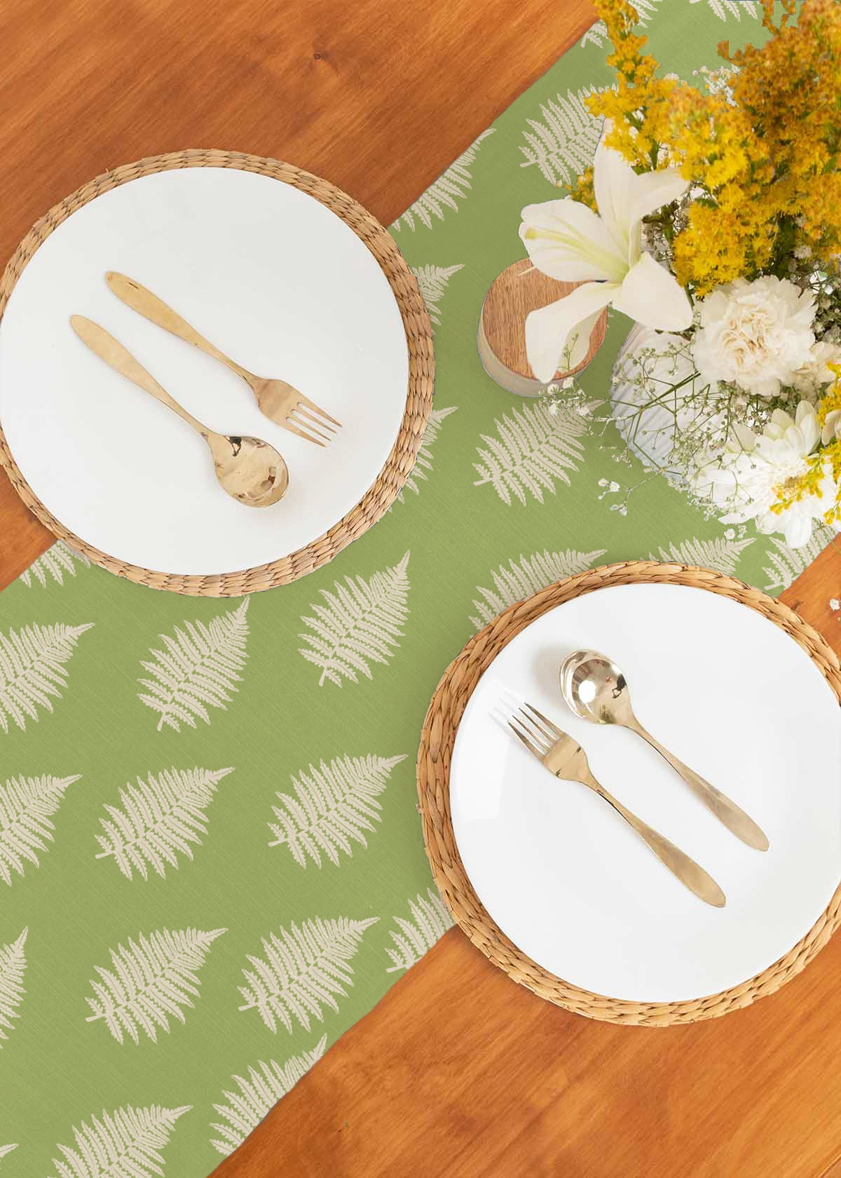 Ferns Printed Cotton Table Runner - Green