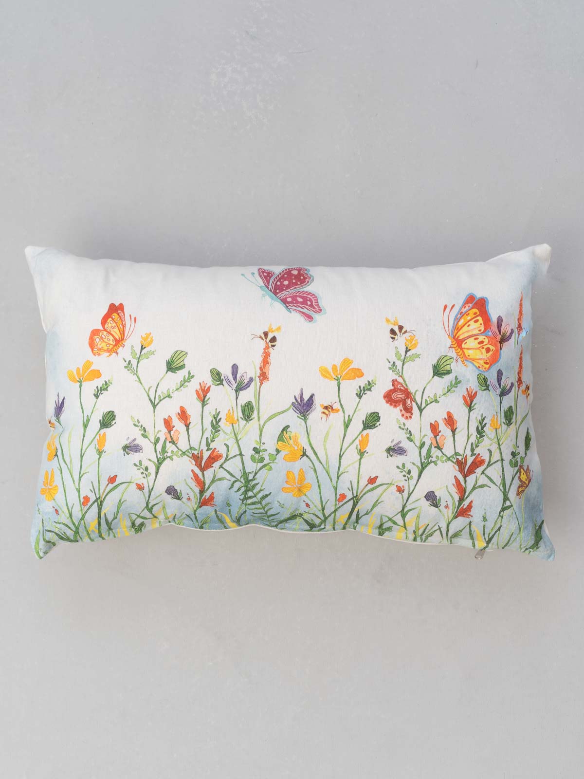 Garden Dwellers Printed Cotton Cushion Cover - Multicolor
