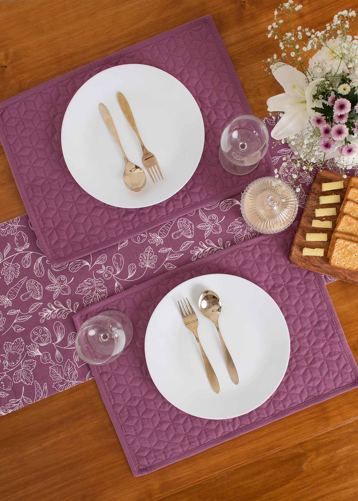 Kitchen garden 100% cotton customisable floral table Runner for dining - Violet