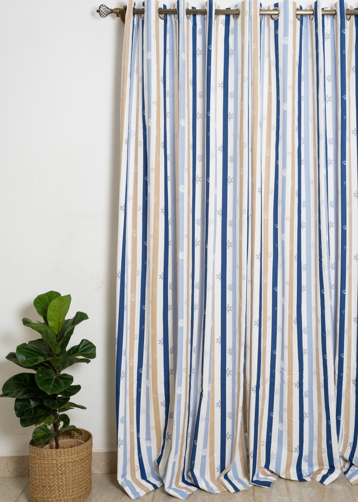 Beach day in navy blue Cotton Curtain  - Single