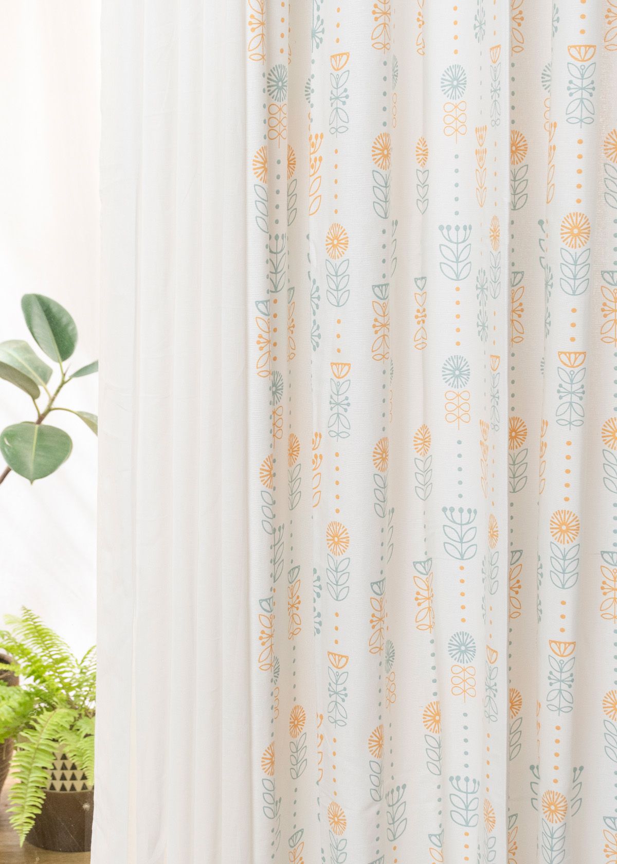 Wild Bouquet Corn Yellow, Warm White Solid Sheer Set Of 4 Combo Cotton Curtain - Corn Yellow And White