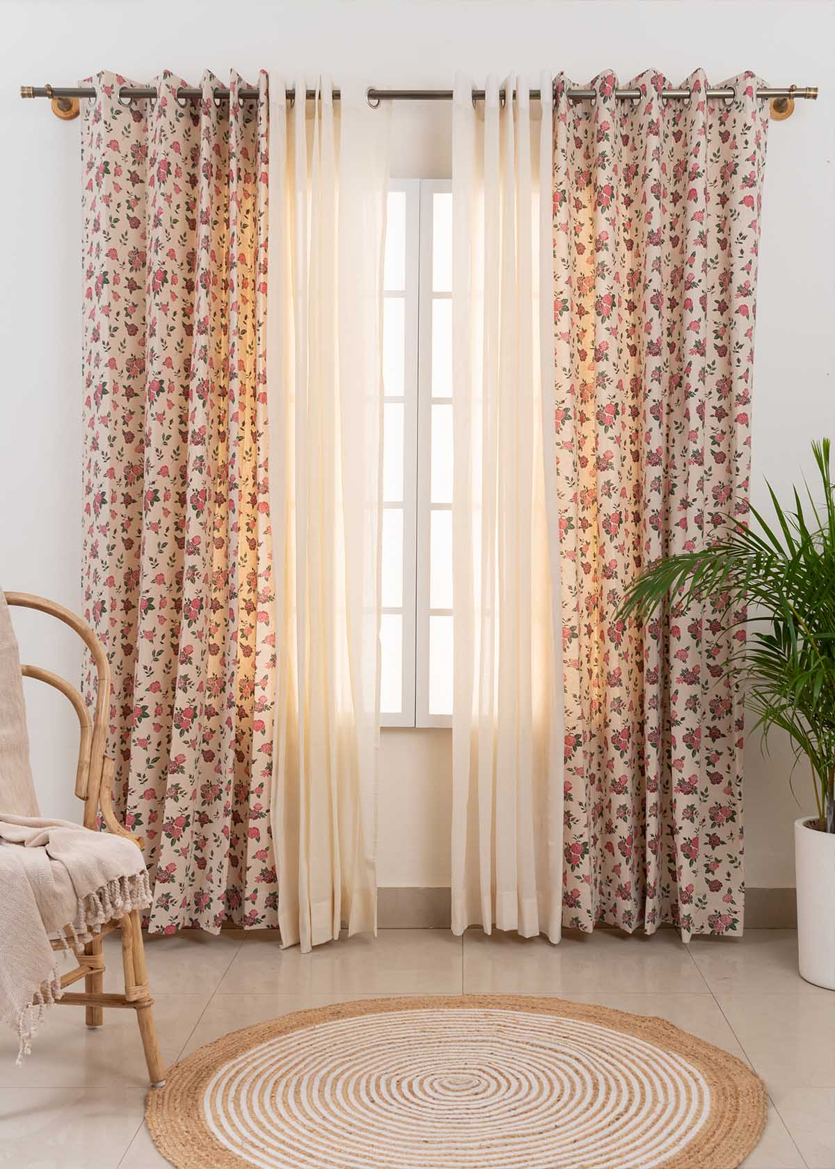 Wild Roses, Cream Sheer Set Of 4 Combo Cotton Curtain - Red And Cream