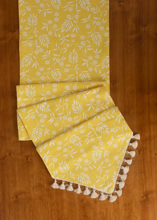 Yellow Daisy Printed Cotton Table Runner - Yellow