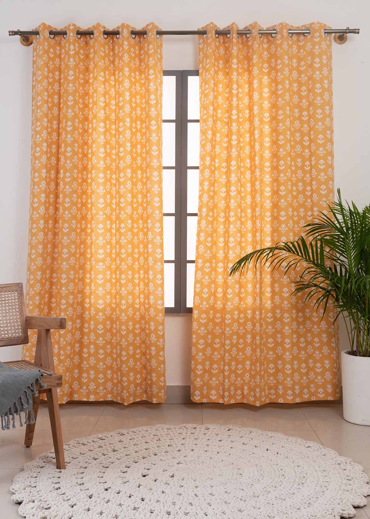 Dahlia 100% cotton floral curtain for living room - Room darkening - Mustard - Pack of 1 - Pack of 1